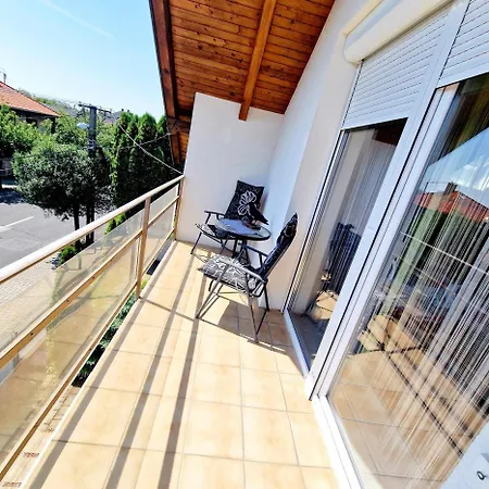 Kiwi Apartmanhaz Heviz Exterior photo