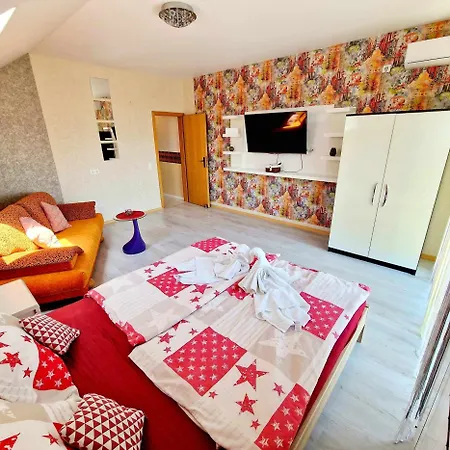 Kiwi Apartmanhaz Heviz Exterior photo