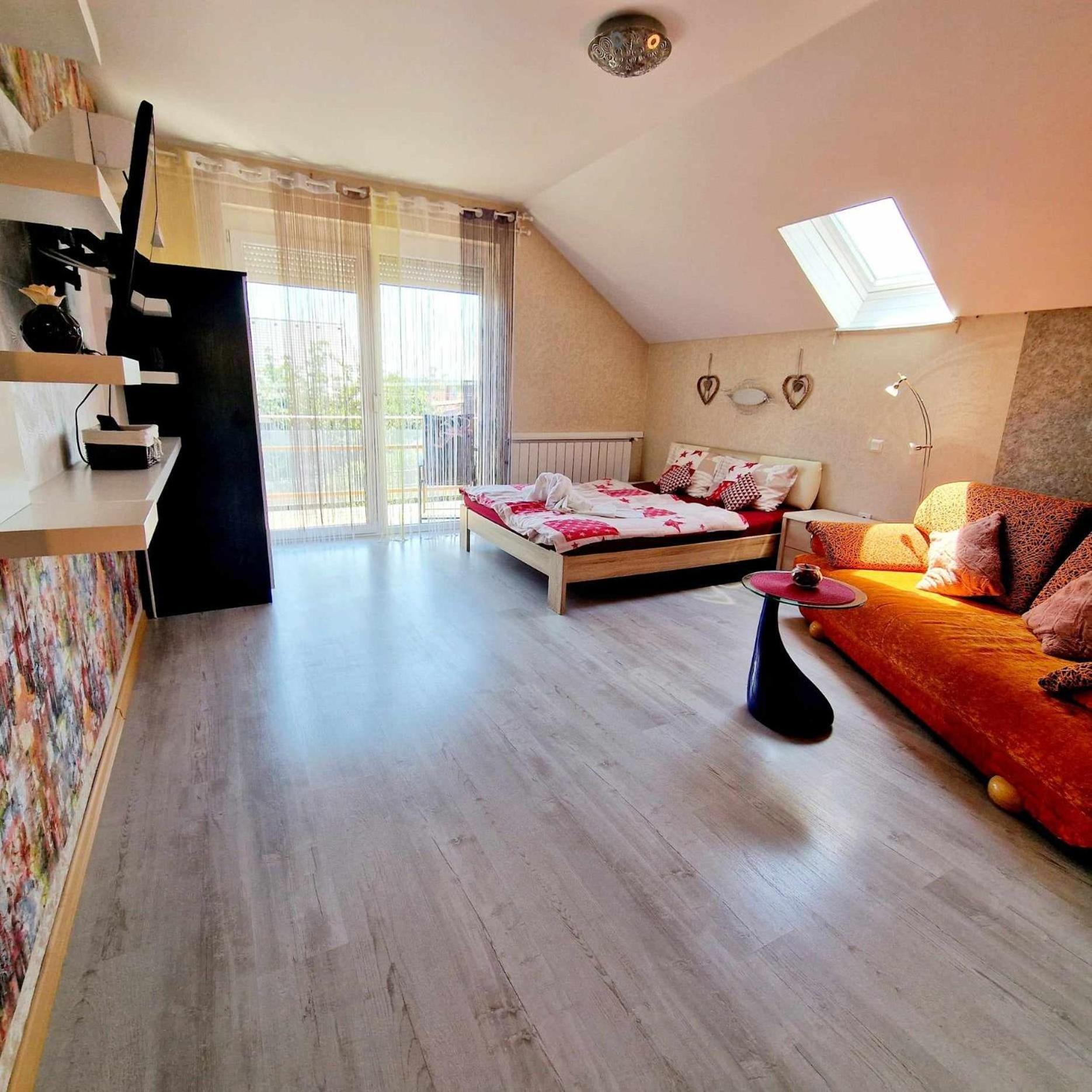Appartamento Kiwi Apartmanhaz